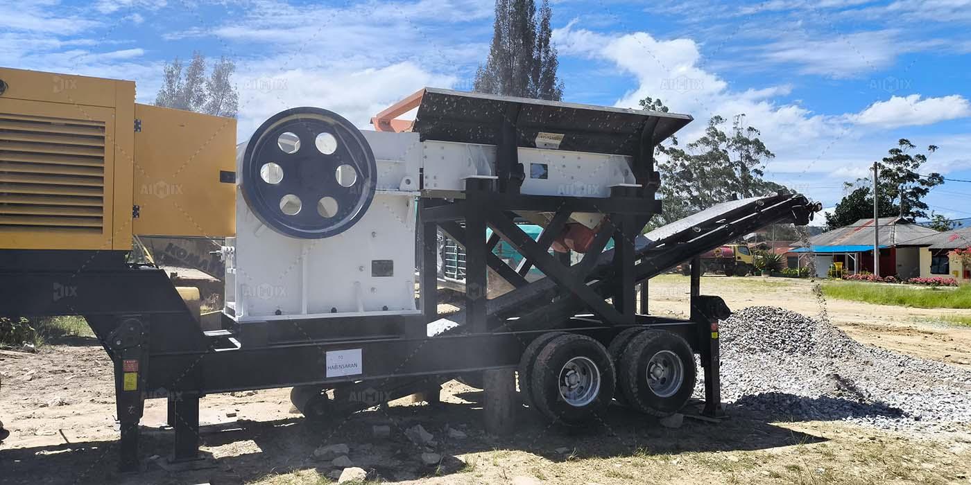 Mobile jaw crusher machine for road base in medan indonesia 1