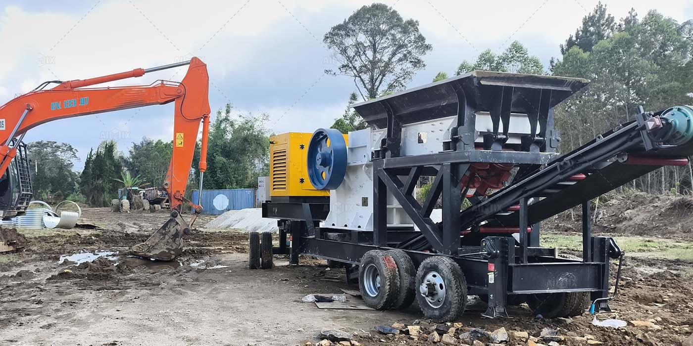 Portable jaw crusher machine for sale for road base in medan indonesia