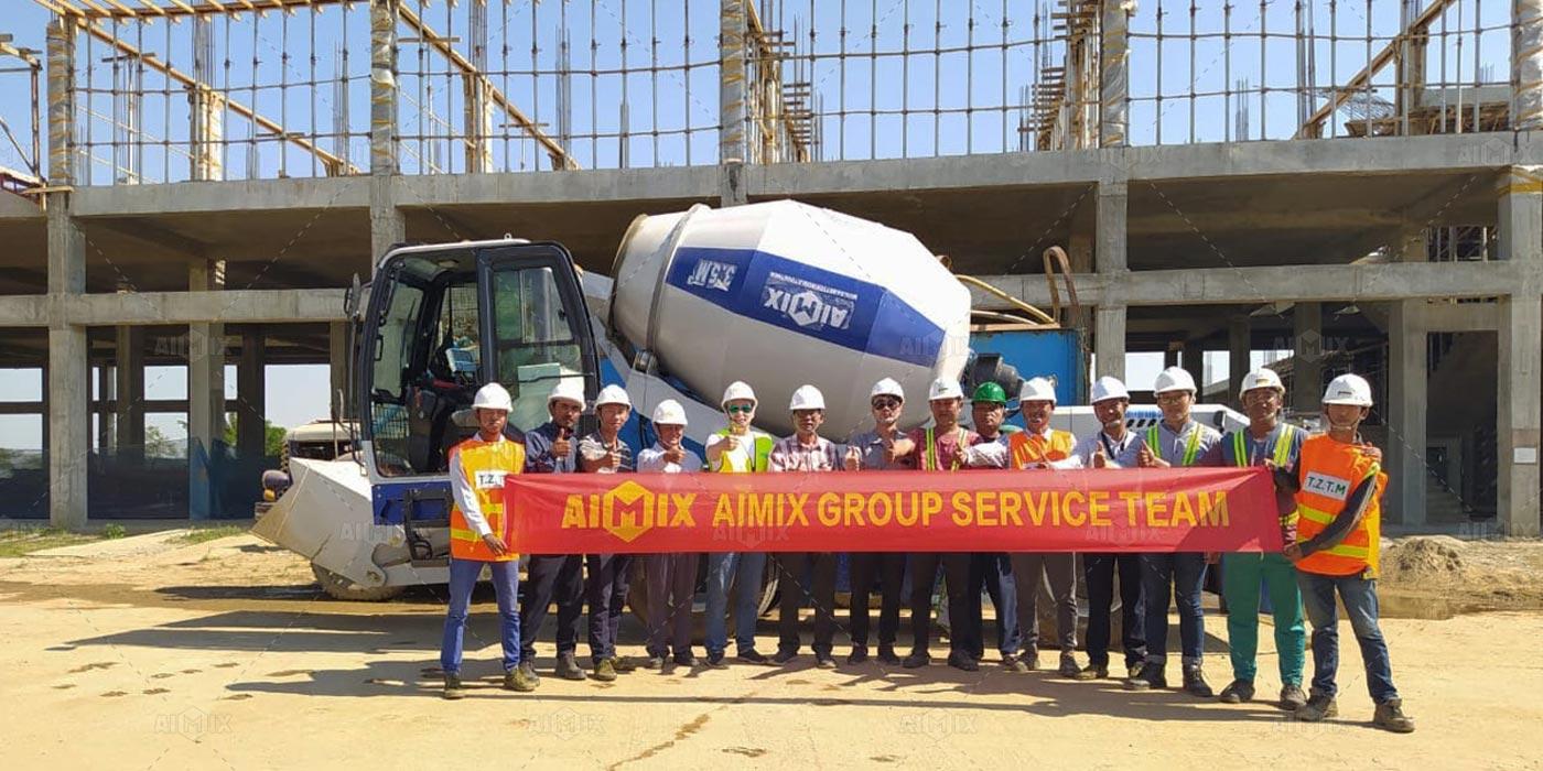 Tim layanan truk pengaduk semen yang memuat sendiri